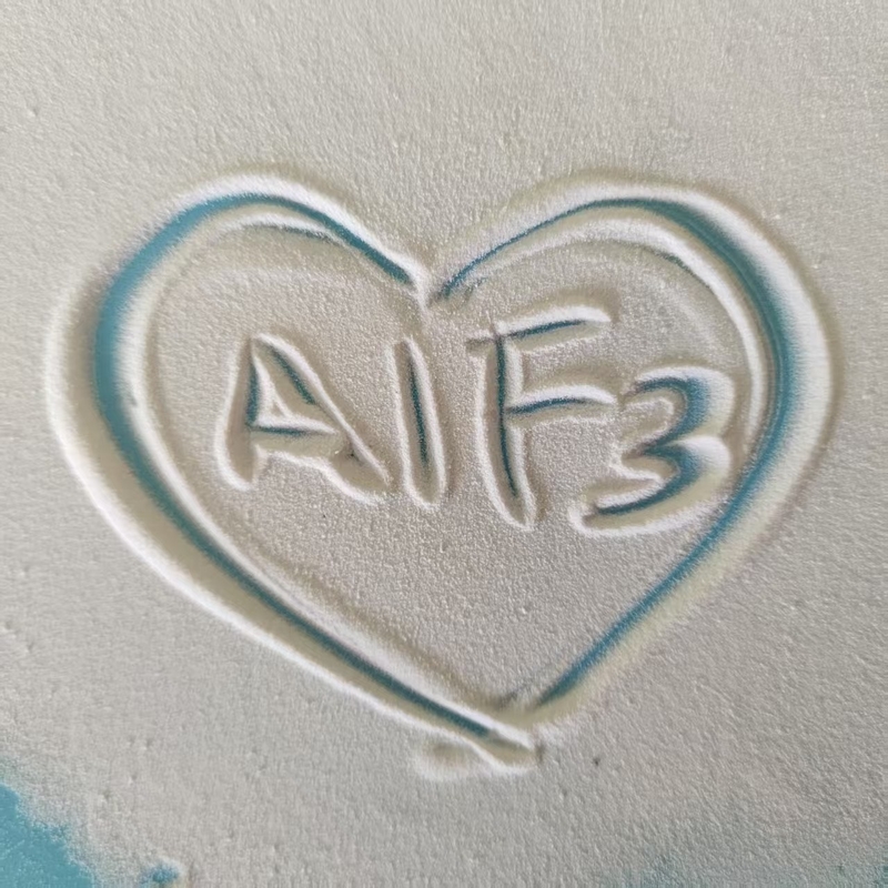 คุณภาพดีที่สุด ฟลอริดอลูมิเนียมสีขาว Alf3 Sandy สําหรับกระบวนการการผลิตอลูมิเนียมที่เสริม