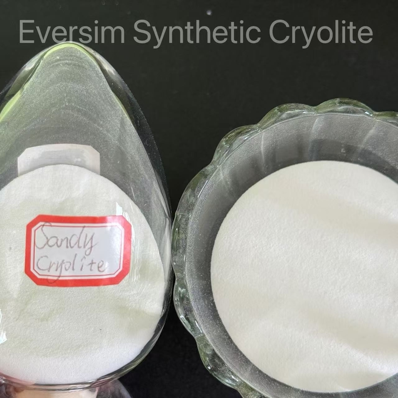 ผลิตภัณฑ์เคมีที่มีคุณภาพสูงสุด ทรายขาว CH-1/CM-1 Cryolite สินเชื่อม Na3AlF6 สําหรับอุตสาหกรรมเซรามิก