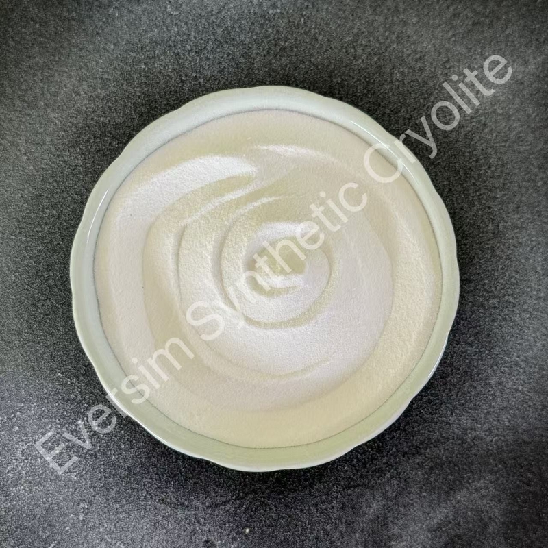 ผลิตภัณฑ์เคมีความบริสุทธิ์สูง CAS15096-52-3 200 Mesh Na3AlF6 โซเดียมคริโอลิต 99.9% สําหรับอุตสาหกรรมบด