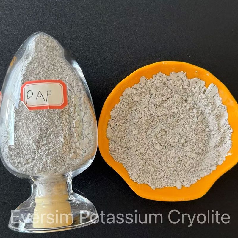ผลิตภัณฑ์เคมีความบริสุทธิ์สูง สับขาว Na3AlF6 Cryolite สินทรีย์ 99.9% สําหรับสารตีหอย