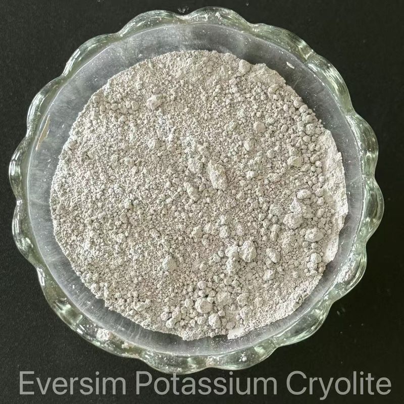 ผลิตภัณฑ์เคมีความบริสุทธิ์สูง สับขาว Na3AlF6 Cryolite สินทรีย์ 99.9% สําหรับสารตีหอย