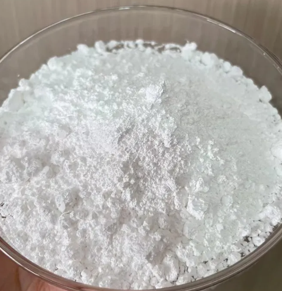 โปแทสเซียมฟลอไรด์ ครีโอไลท์ จุดละลาย 560-580 °C สารเคมีอุตสาหกรรมสําหรับการใช้งานด้านการผลิตต่าง ๆ